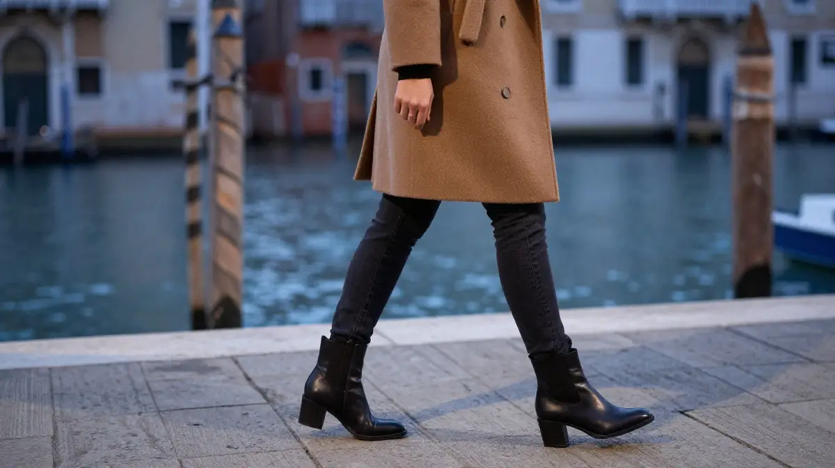 Build a Stylish Venice Outfit Around Versatility