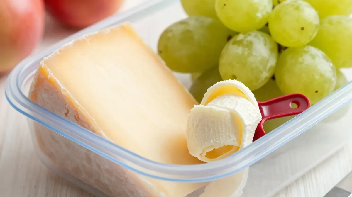 String Cheese and Grapes