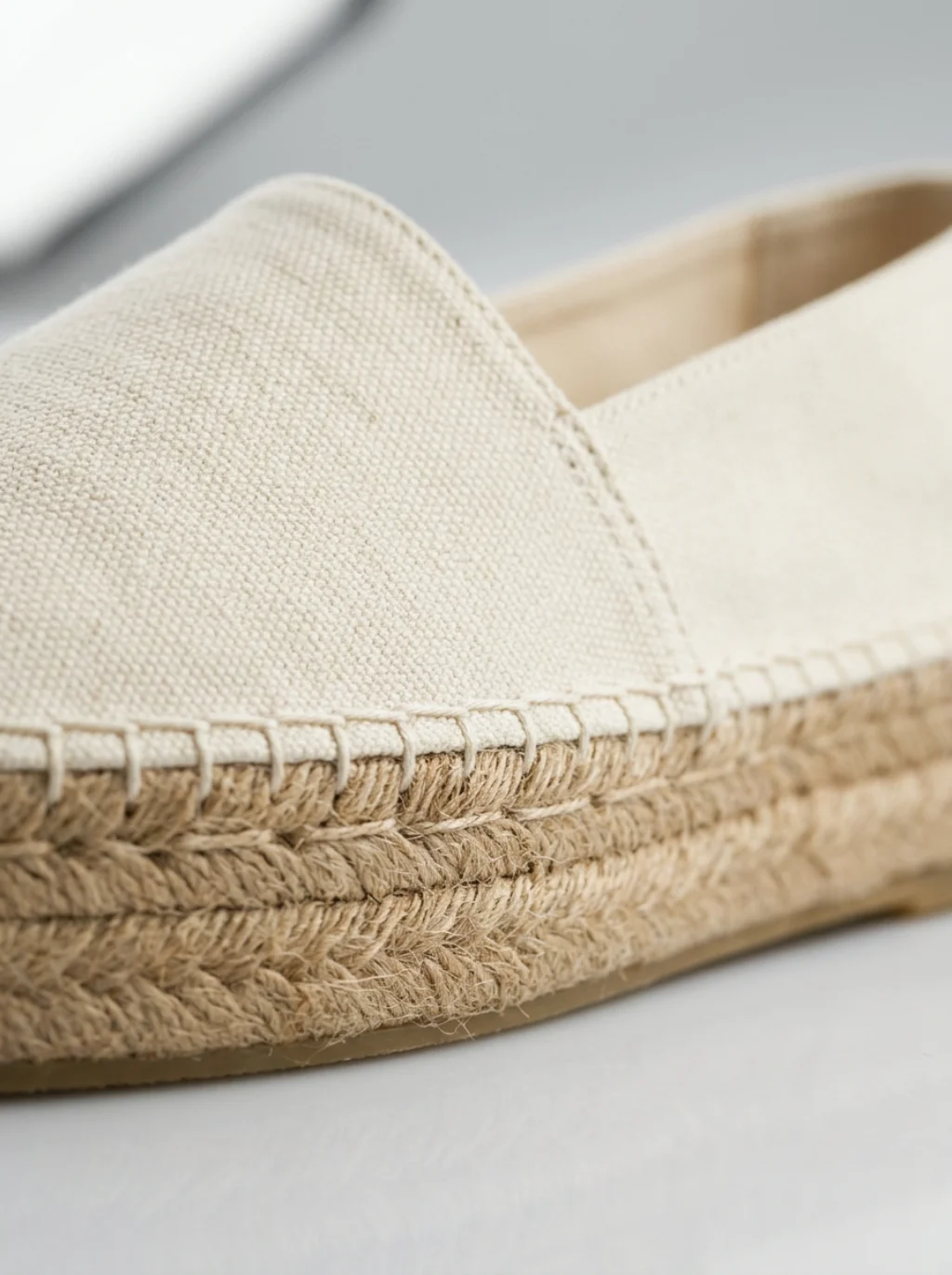 The Precise Geometric Engineering Supporting Premium Canvas Footwear Designs